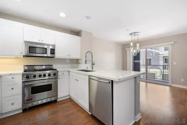 San Diego, CA 92110,3155 Lighthouse Ridge Ln