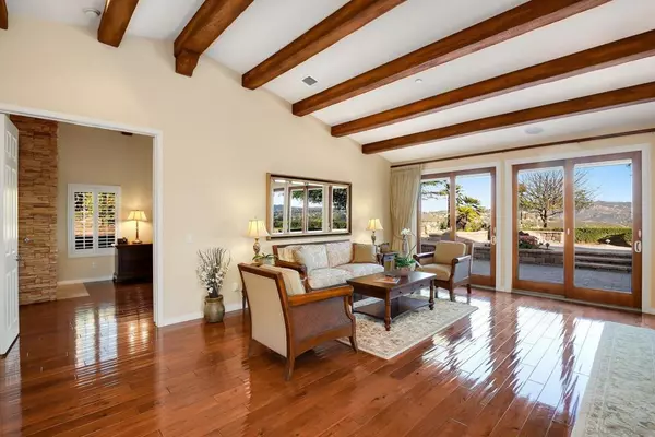 Escondido, CA 92029,3542 Avenida Amorosa
