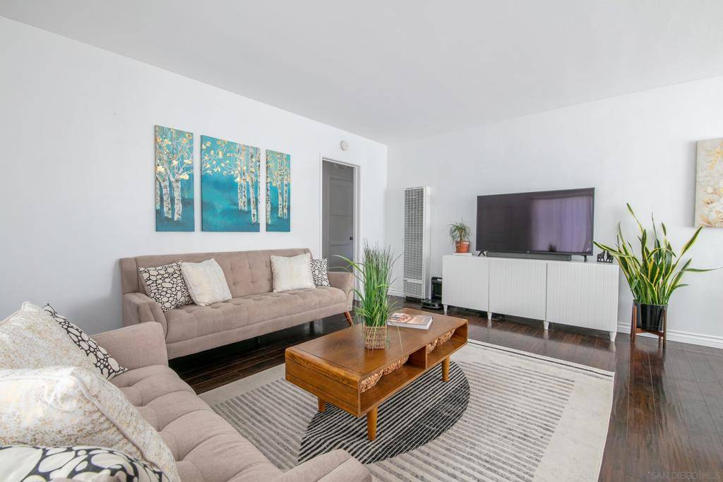 2147 Crenshaw St, San Diego, CA 92105