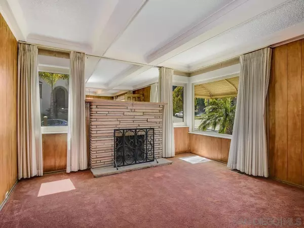 San Diego, CA 92103,4301 Hawk St