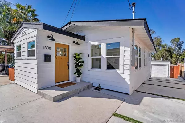 San Diego, CA 92103,1608 Herbert pl