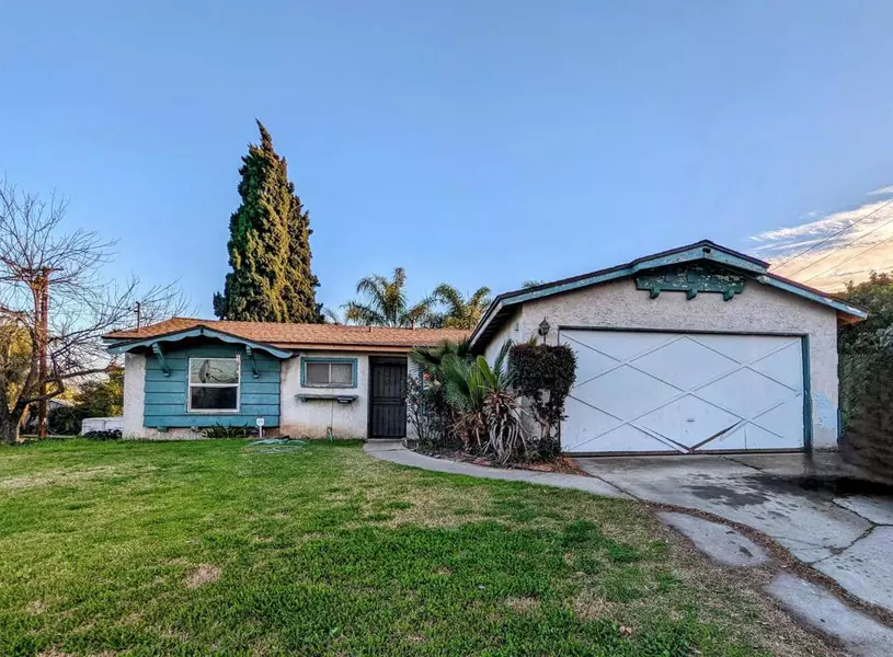 8859 Greenridge Ave, Spring Valley, CA 91977