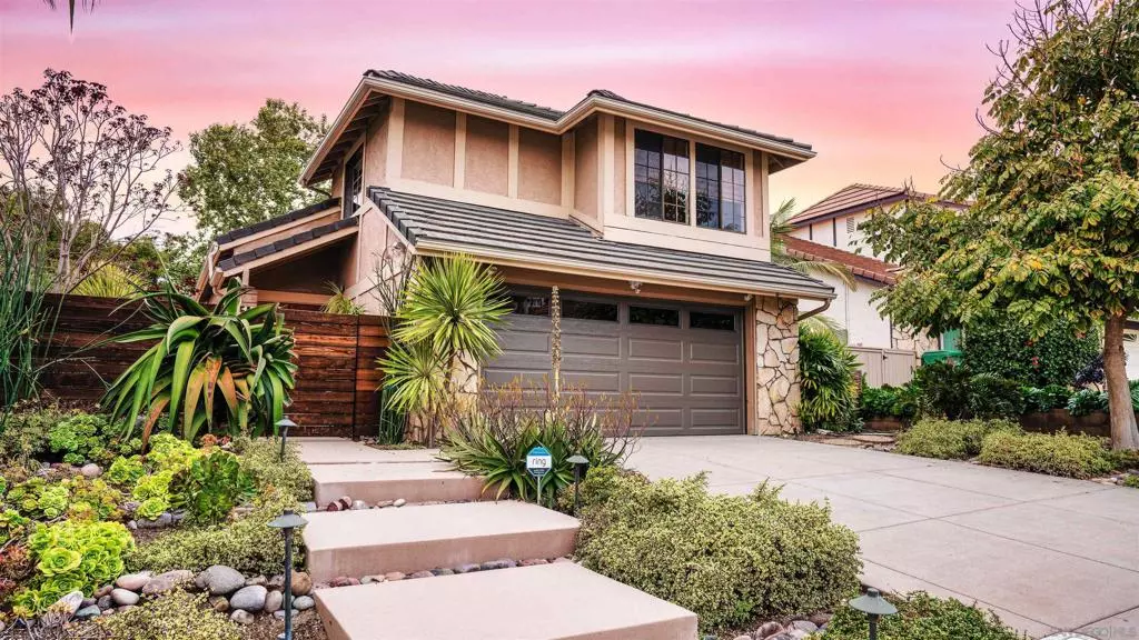 Carlsbad, CA 92009,7415 Brava St