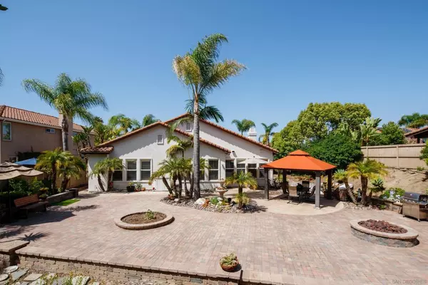 Carlsbad, CA 92009,2845 Corte Papaya