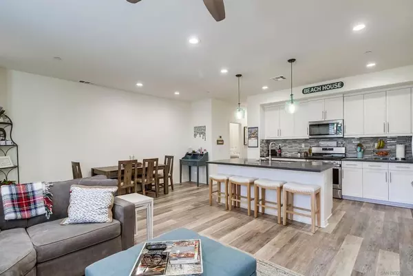 Imperial Beach, CA 91932,533 Surfbird Ln