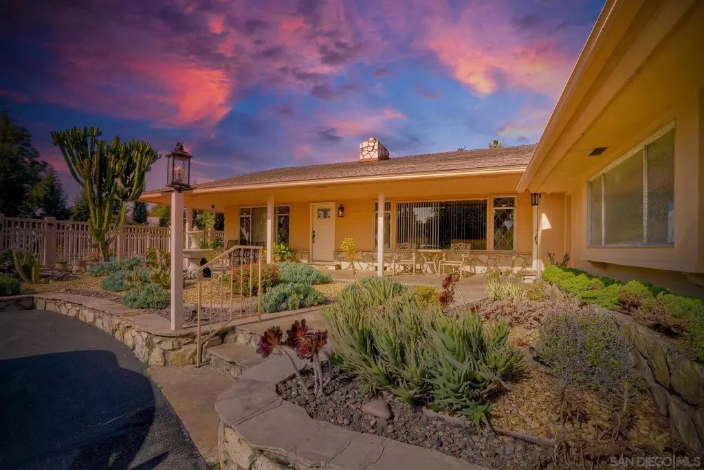 La Mesa, CA 91941,4562 Garfield