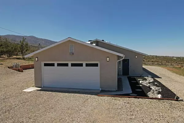 Pinon Hills, CA 92372,8750 Sky Line Dr