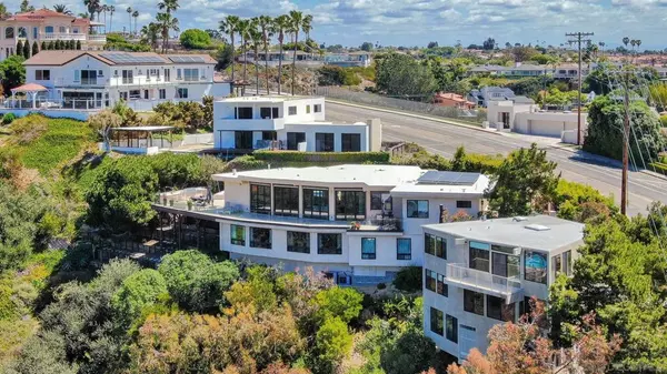 La Jolla, CA 92037,5740 La Jolla Mesa Drive