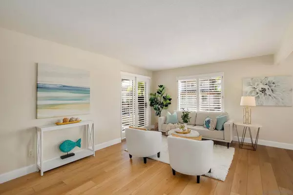 Carlsbad, CA 92009,7412 Altiva Pl