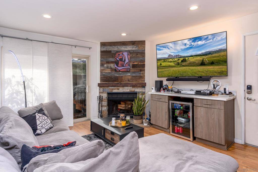 2960 Alta View Dr #J108, San Diego, CA 92139