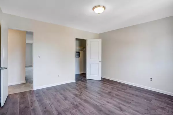 San Diego, CA 92113,4450 Delta St #16