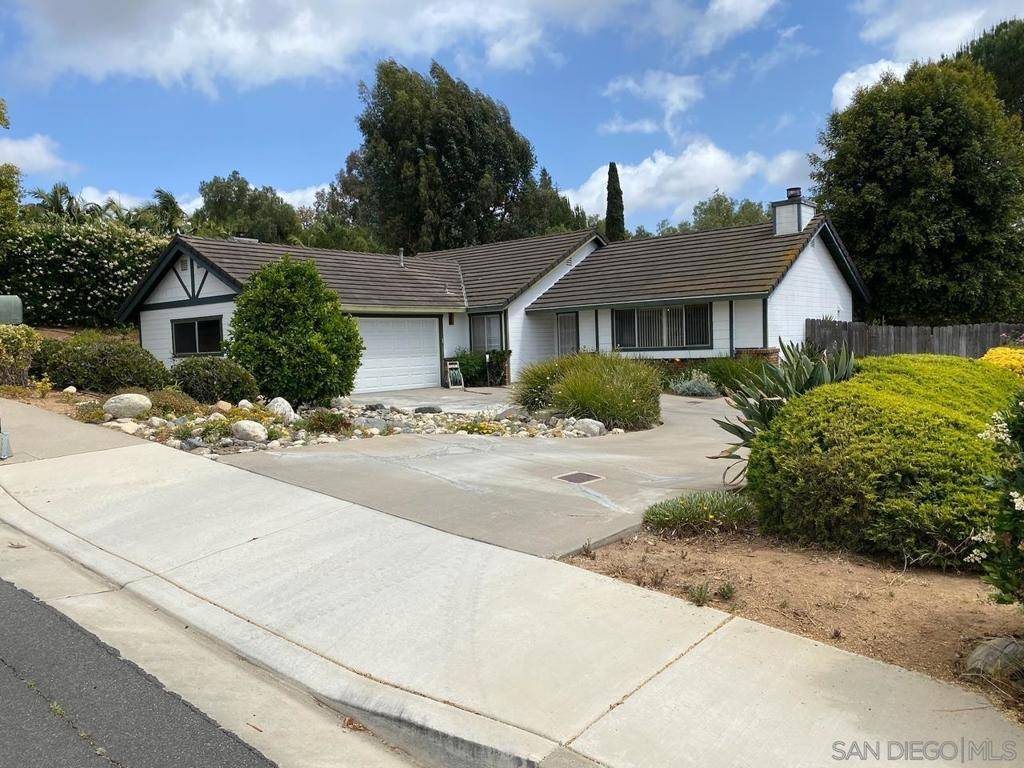 Fallbrook, CA 92028,442 Cancun Ct