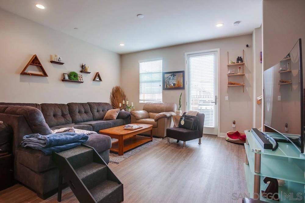 Oceanside, CA 92056,4326 Star Path Way #3