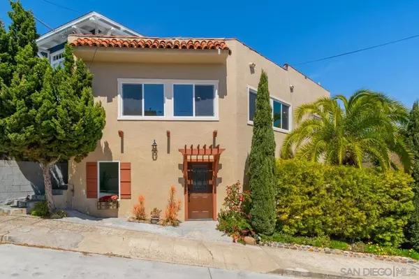 San Diego, CA 92103,1796 Sutter St