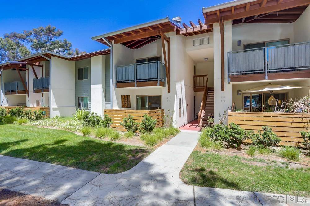 1750 S El Camino Real #111, Encinitas, CA 92024