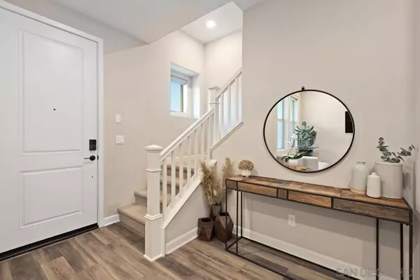 San Diego, CA 92127,16755 Coyote Bush Dr #83