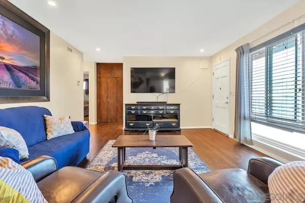 San Diego, CA 92120,6119 Mohler St