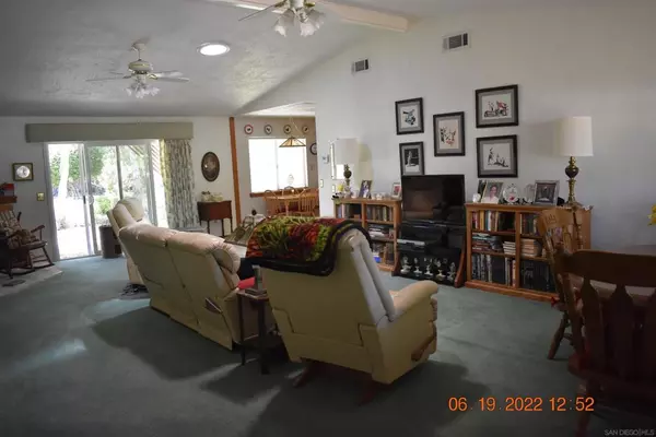 Fallbrook, CA 92028,1023 Knoll Park Lane