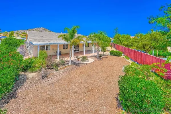31216 Three Oaks Dr, Menifee, CA 92584