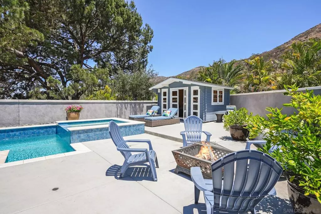 San Diego, CA 92119,7192 Crowley Ct