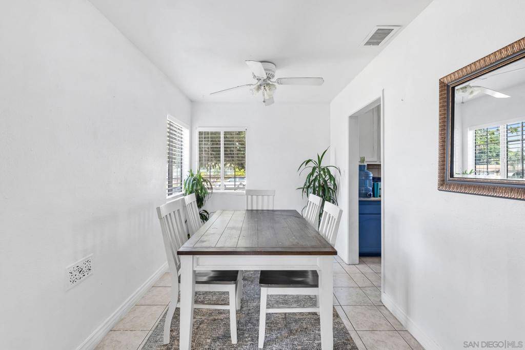 Rialto, CA 92376,247 N Clifford
