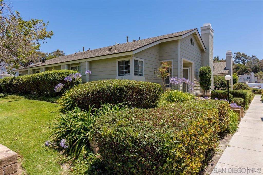 2857 Nantucket Ln, Carlsbad, CA 92010