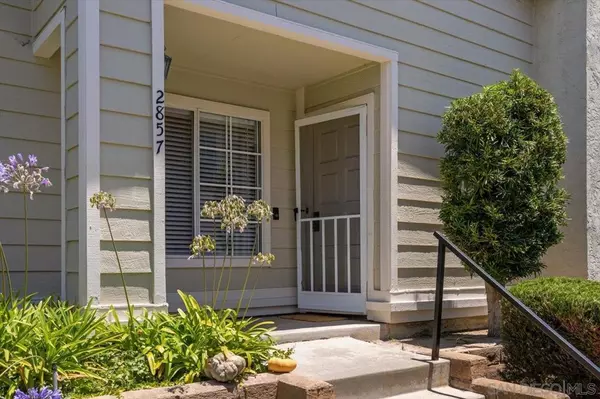 Carlsbad, CA 92010,2857 Nantucket Ln