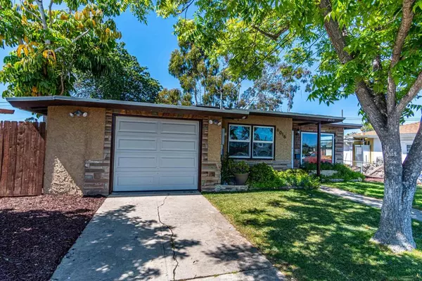 6016 Dwight St, San Diego, CA 92115
