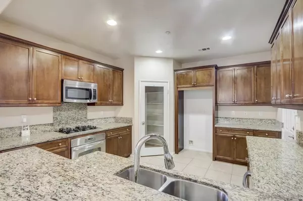 Chula Vista, CA 91915,1733 Cripple Creek Dr #4