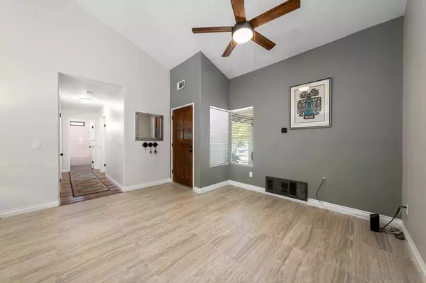 Santee, CA 92071,10359 Settle Rd.