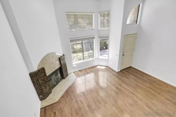 San Diego, CA 92119,9230 Lake Murray Blvd #D