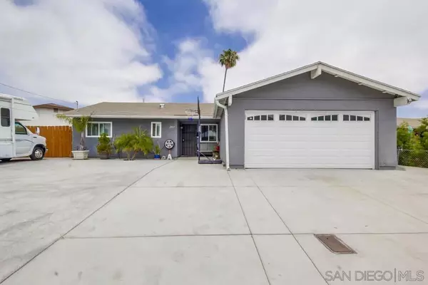 San Diego, CA 92111,2417 Crandall Dr