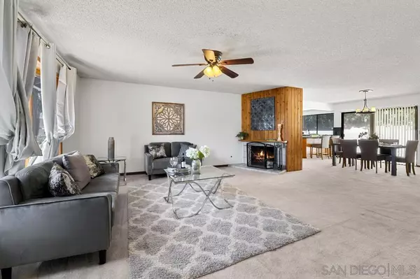 Poway, CA 92064,13316 Tarascan Dr