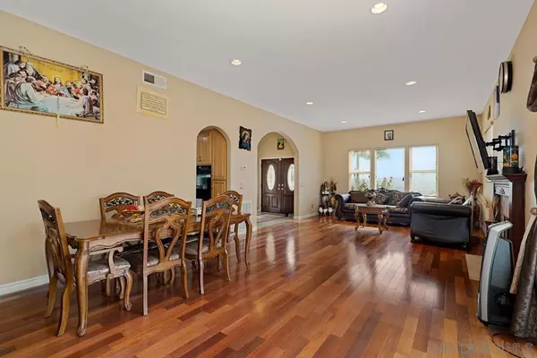 El Cajon, CA 92019,1707 Horizon Heights Circle