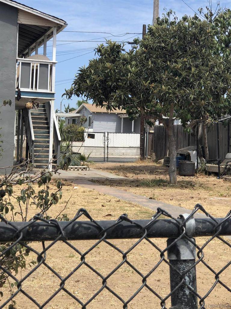 1406 Olive St, Oceanside, CA 92058