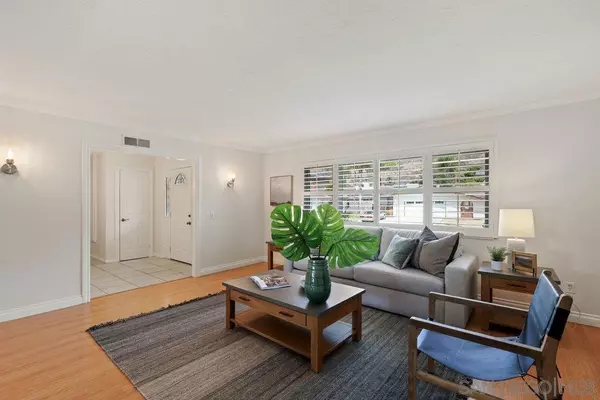 San Diego, CA 92119,7540 Melotte St