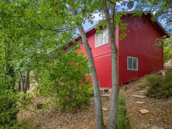 Julian, CA 92036,808 Pine Cone Drive