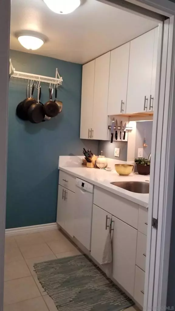 San Diego, CA 92104,3784 Pershing Ave #4