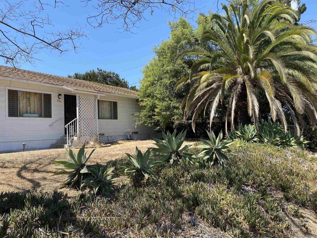 1680 El Roy Dr., Lemon Grove, CA 91945