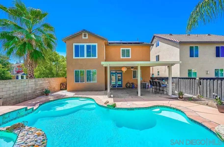 38464 Coralino Drive, Murrieta, CA 92563