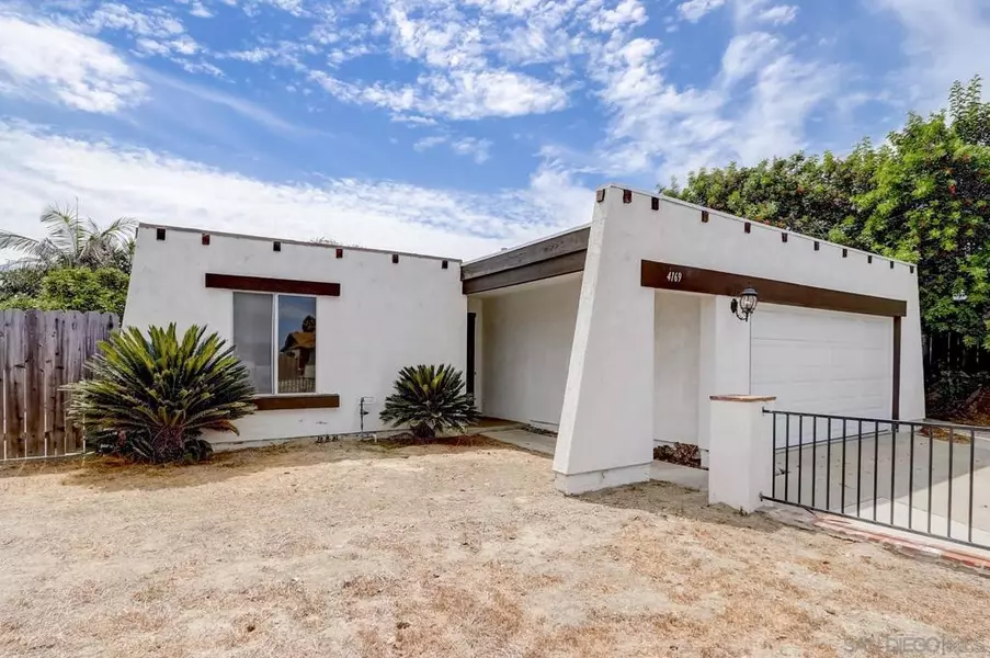 4169 Chasin St, Oceanside, CA 92056