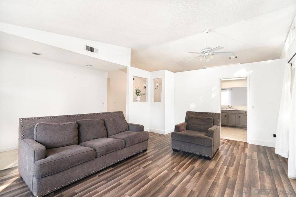 Lake Elsinore, CA 92530,33290 Churchill S.