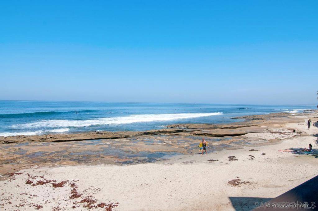 La Jolla, CA 92037,303 Coast #6
