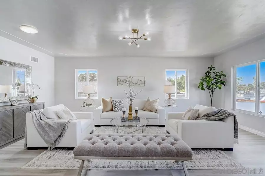 2326 E 13Th St, National City, CA 91950