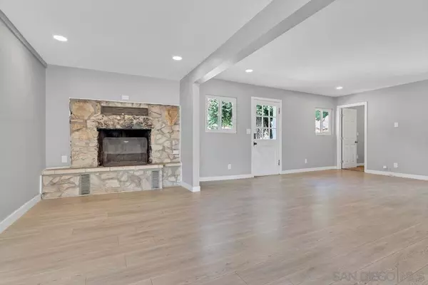 Descanso, CA 91916,25131 Manzanita Ln