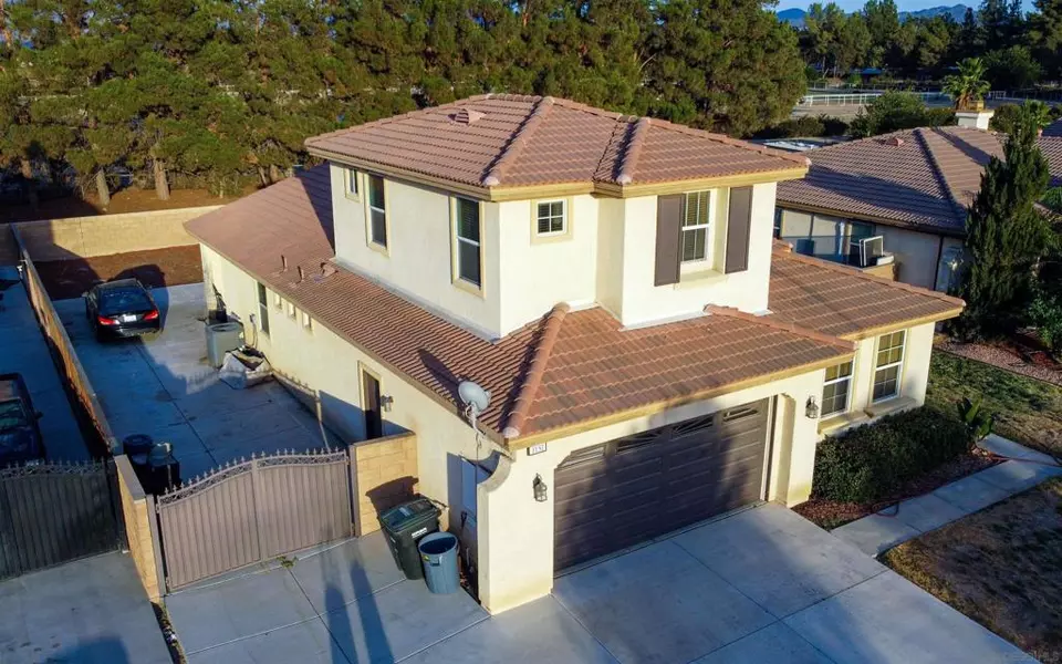1151 Tabernacle Ln, San Jacinto, CA 92582