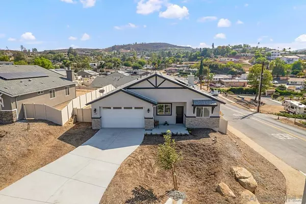 Lakeside, CA 92040,12305 Single Oak Court