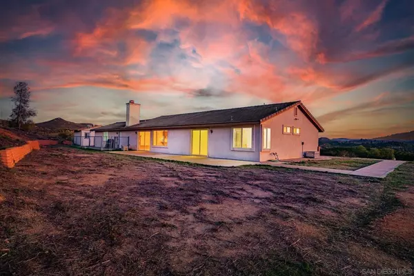 Valley Center, CA 92082,15105 Ayers Ln