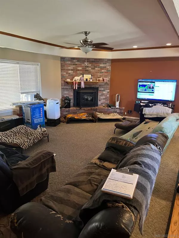 Valley Center, CA 92082,29527 Anthony