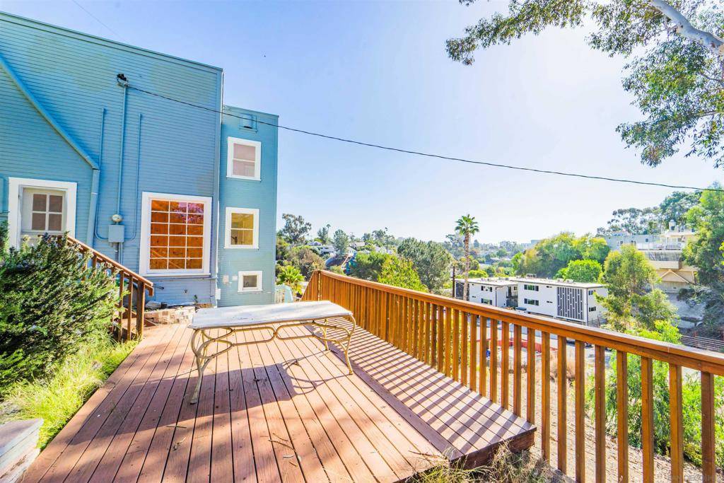 3825 Eagle St, San Diego, CA 92103